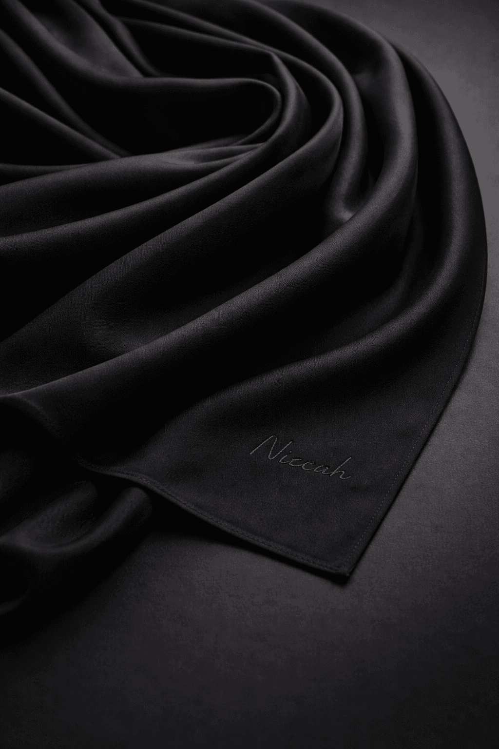 Voile Nuit — soie noire